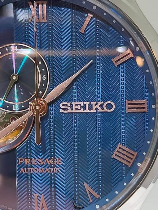 Seiko SSA421